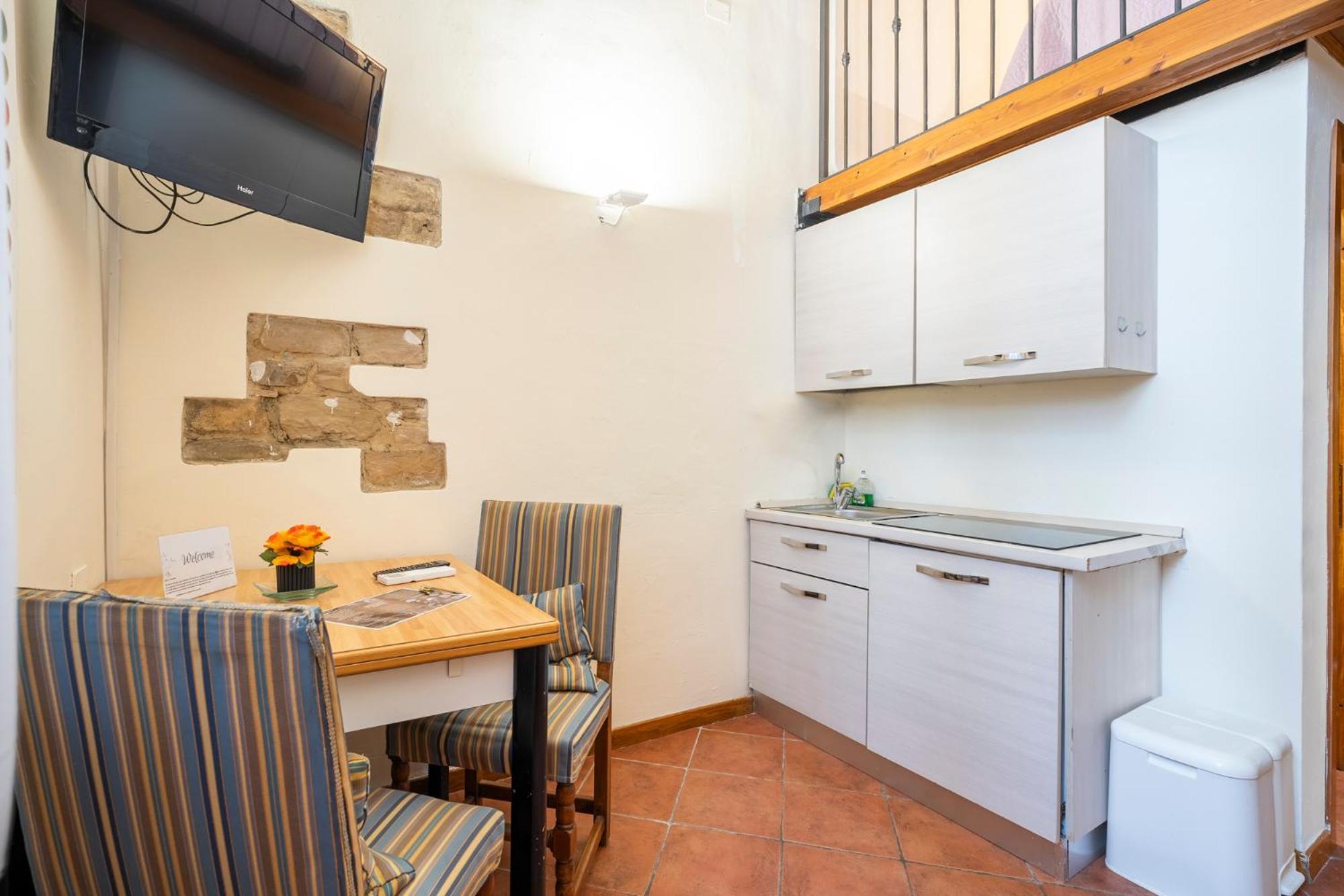 Ferienwohnung 1 - Monolocale Silenzioso Vicino Al Centro Florenz Exterior foto